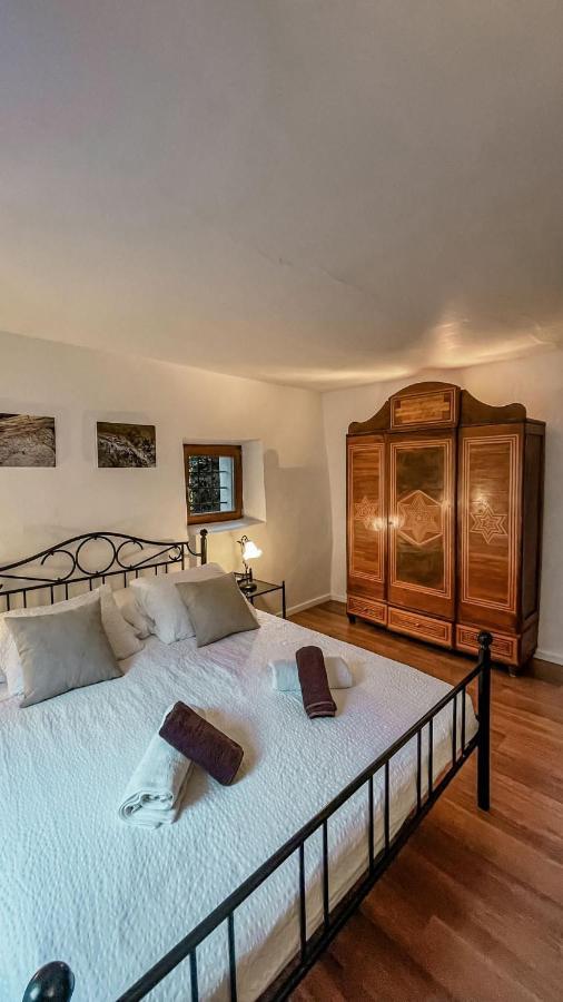 B&B Alla Piazzetta Di Tegna Bagian luar foto