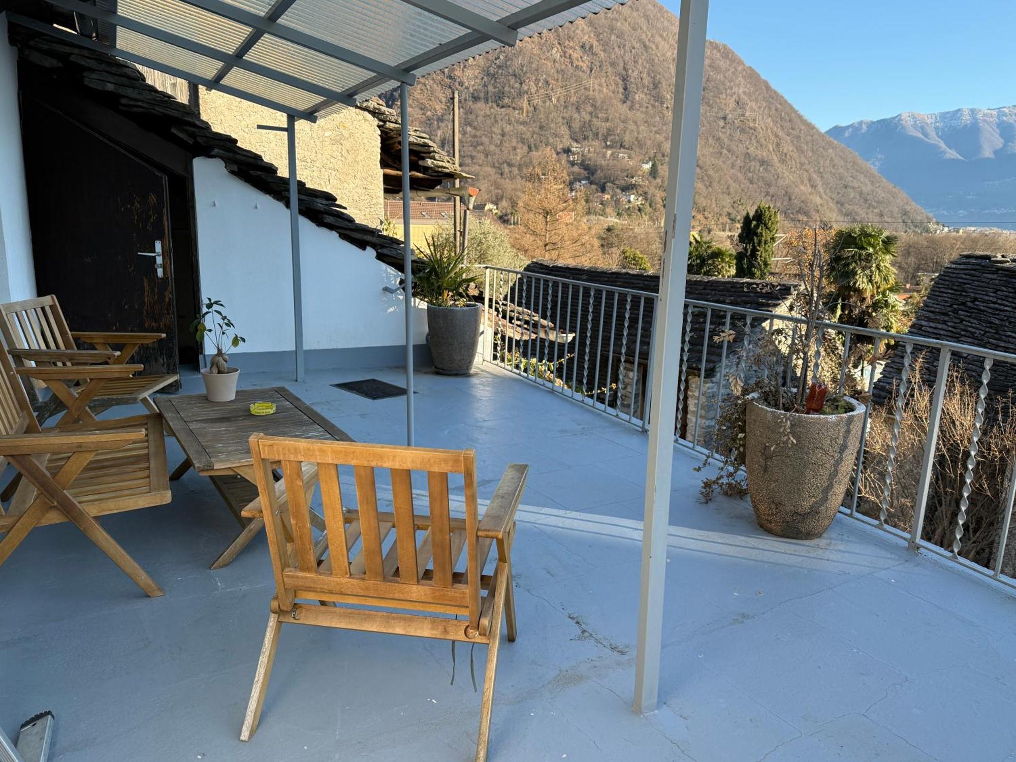 B&B Alla Piazzetta Di Tegna Bagian luar foto