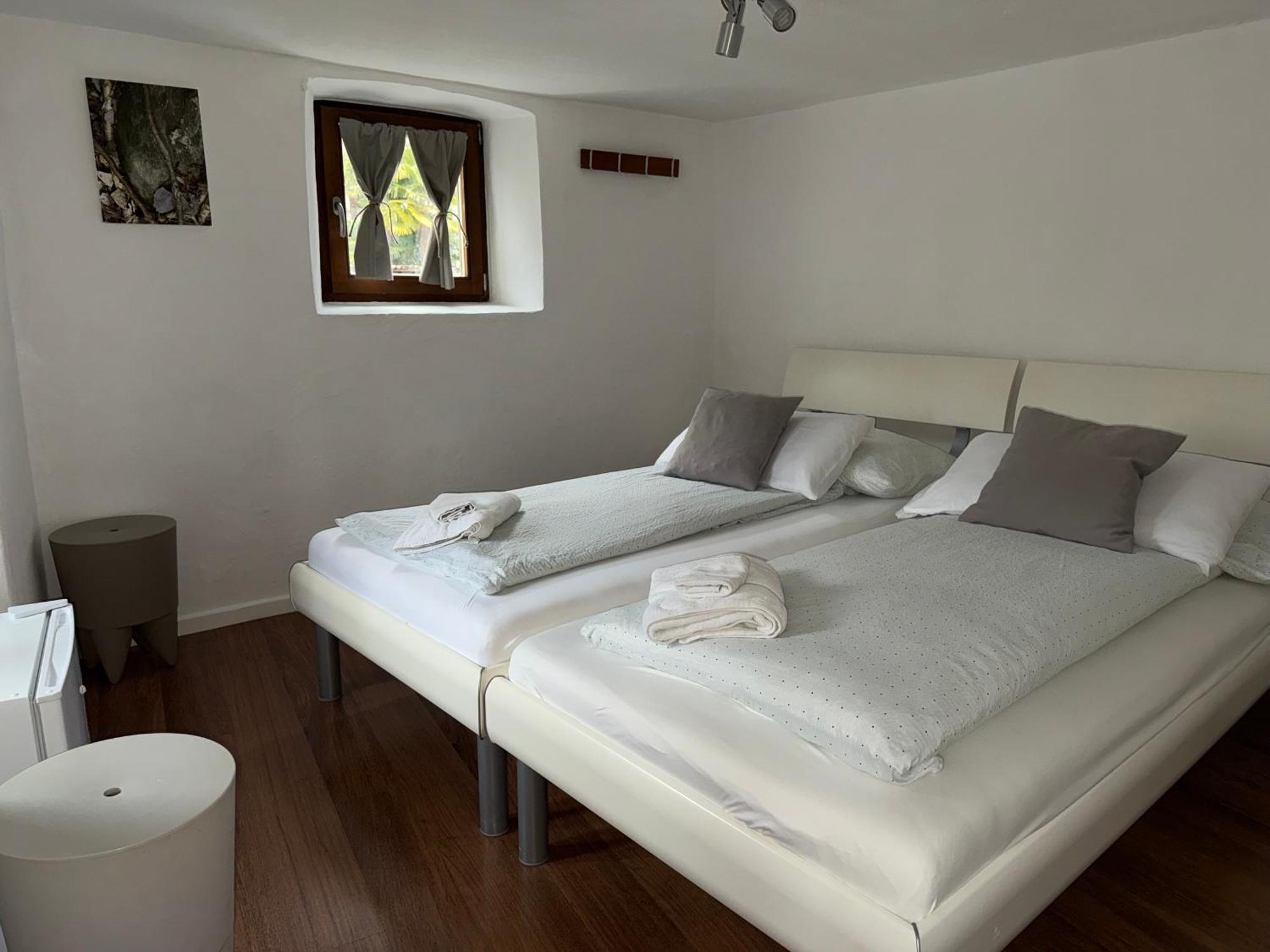 B&B Alla Piazzetta Di Tegna Bagian luar foto