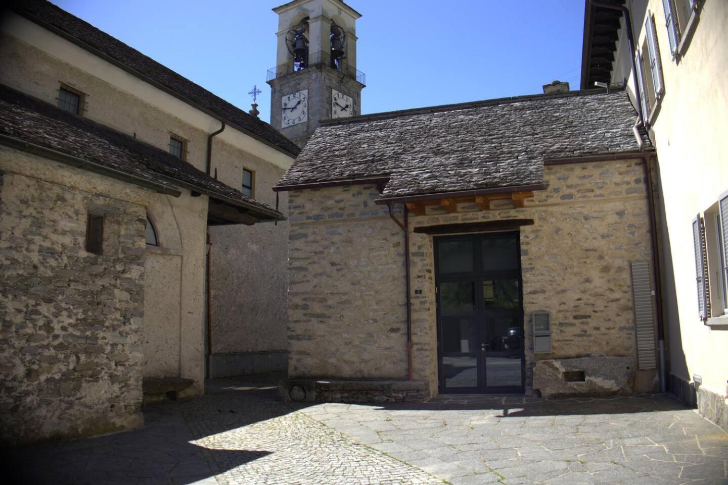 B&B Alla Piazzetta Di Tegna Bagian luar foto